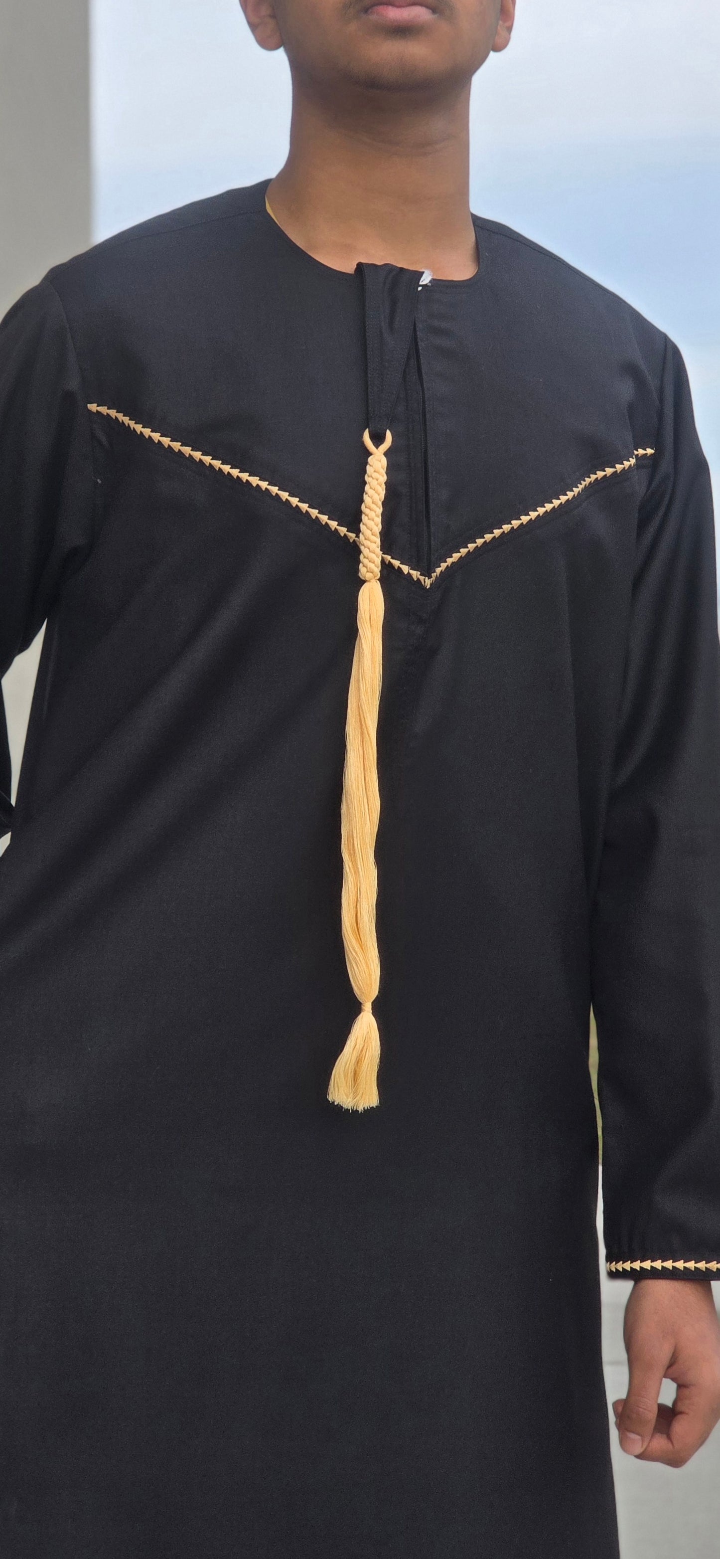 Omani Black W/Gold Tassel 18OM