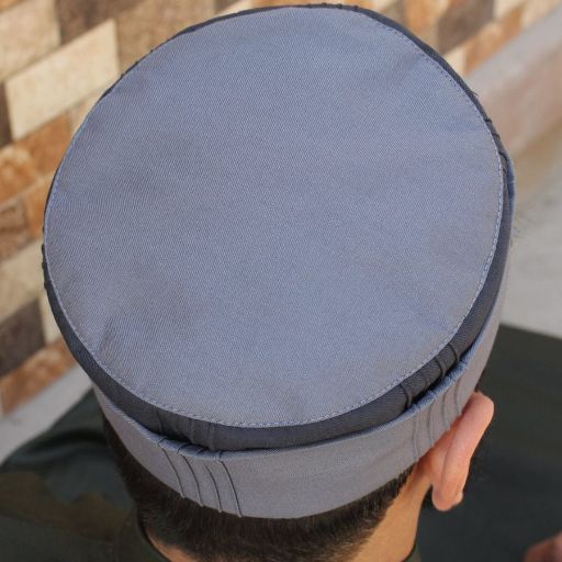 Folded Brim Kufi Grey & Black