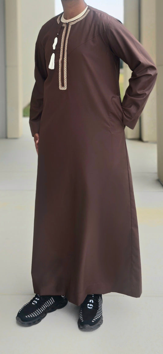 Dark Maroon Traditional Embroidered Omani-Emirati Thobe with Tassel for Adults – 10OM
